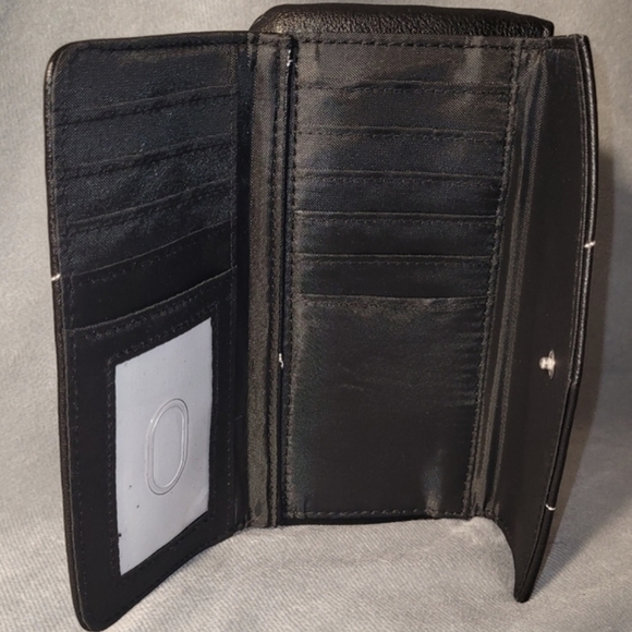 Batman trifold wallet/clutch with zip. - Picture 5 of 15